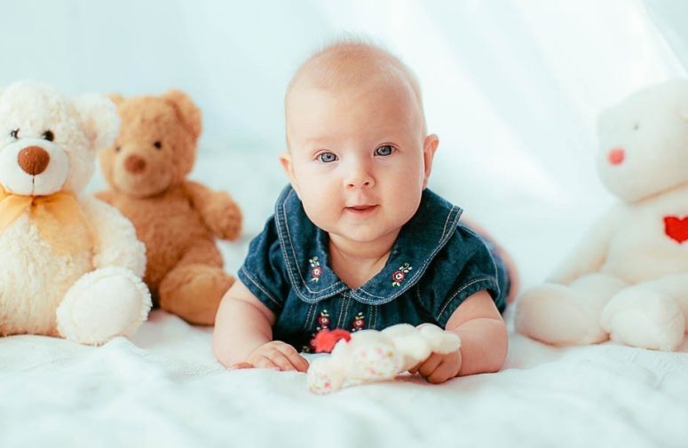 6 pravila: U gostima kod novorođene bebe