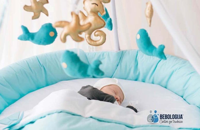 Muzička vrteška u bebinom krevecu - da ili ne?
