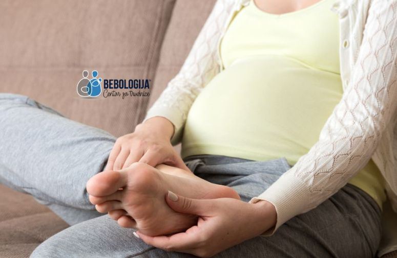 Mnoge trudnice se susreću sa ovim problemom. U trudnoći materica raste i pritiska krvne sudove karlice, što dovodi do povećanja pritiska u venama na nogama. Bebologija je za Vas istražila nekoliko načina da se ublaži ova nelagodnost.