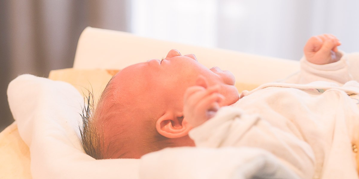 Iz ugla roditelja: Šta nam sve pomaže da ublažimo grčeve kod bebe