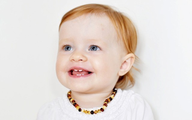 cilibarska ogrlica za bebe