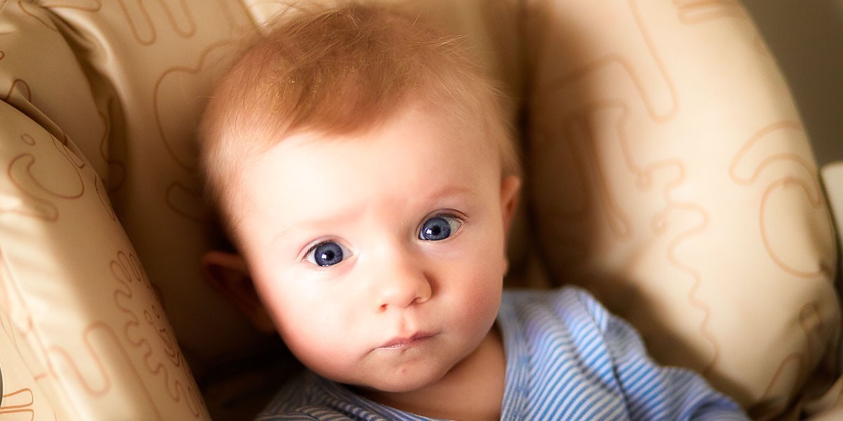Zašto su suzne bebine oči  – šta sve treba znati