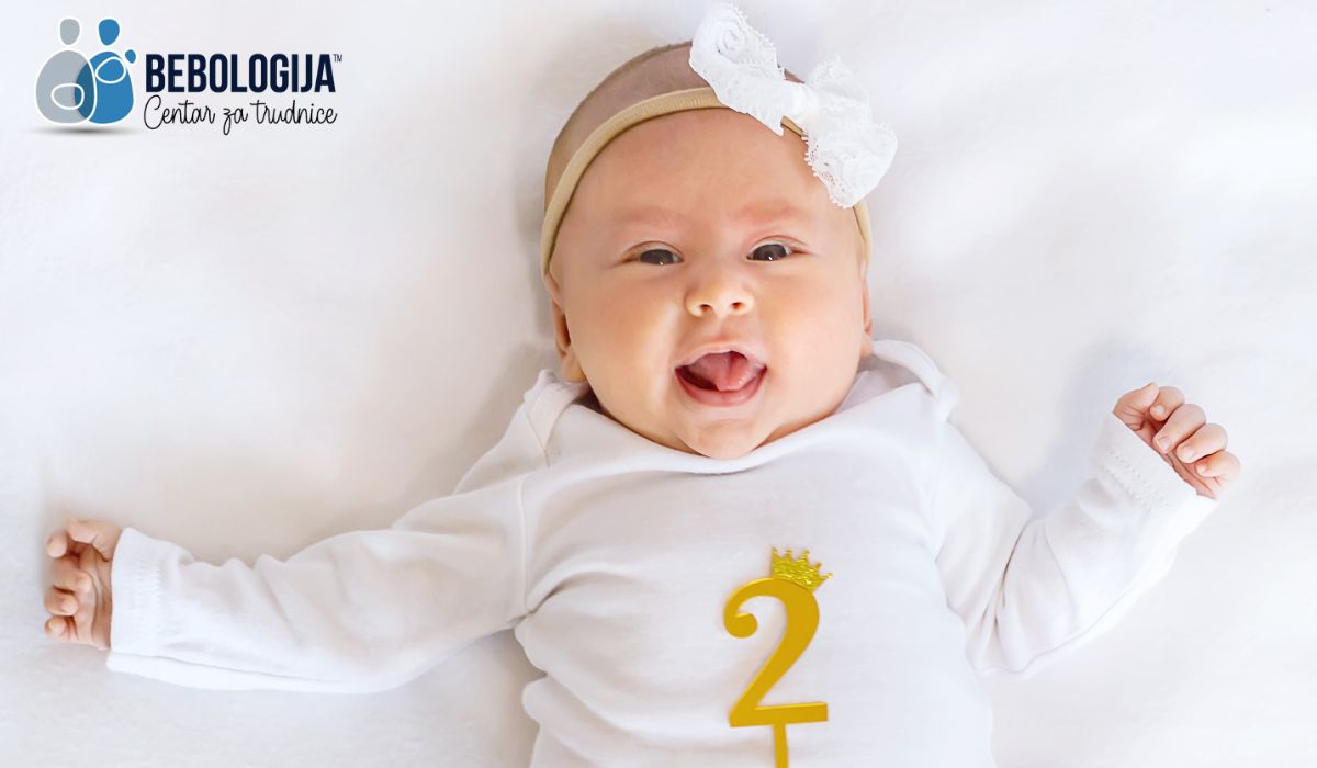 Razvoj bebe u drugom mesecu života